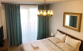 Elegantza Suites